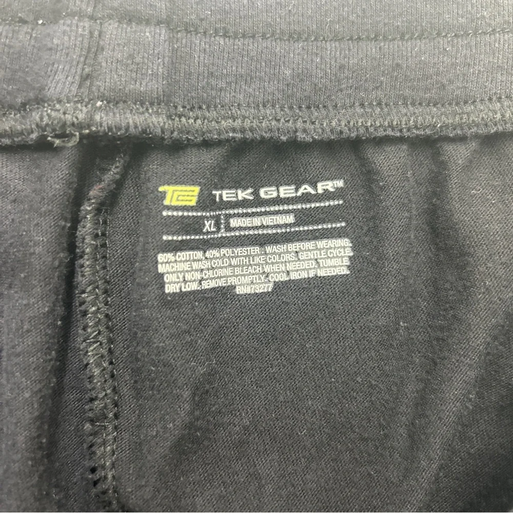 Tek Gear Black Sweatpants with Elastic Waistband and Ankle Cuffs